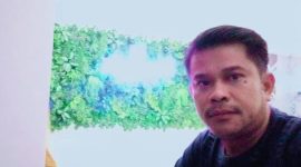 Foto : Ketua tim media pemenangan Naproni, Muslimin Baijuri, S.Ag,