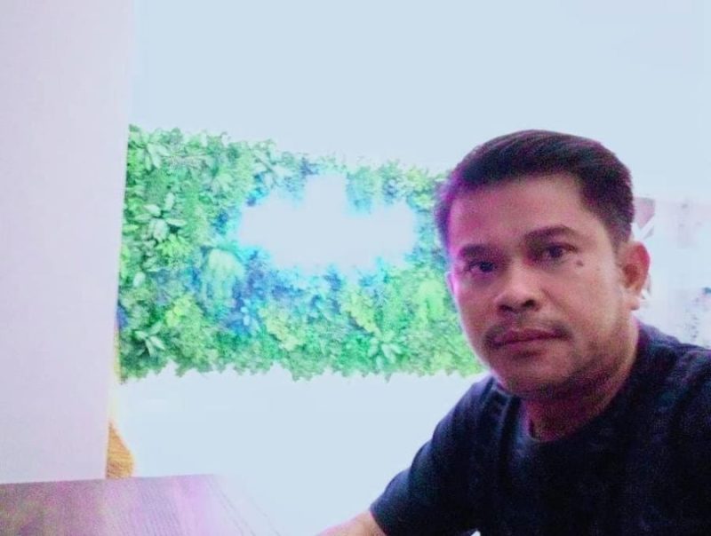 Foto : Ketua tim media pemenangan Naproni, Muslimin Baijuri, S.Ag,