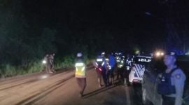 Foto : razia gabungan yang di lakukan oleh anggota polres OKU dan OKU Timur di perbatasan dua kabupaten 