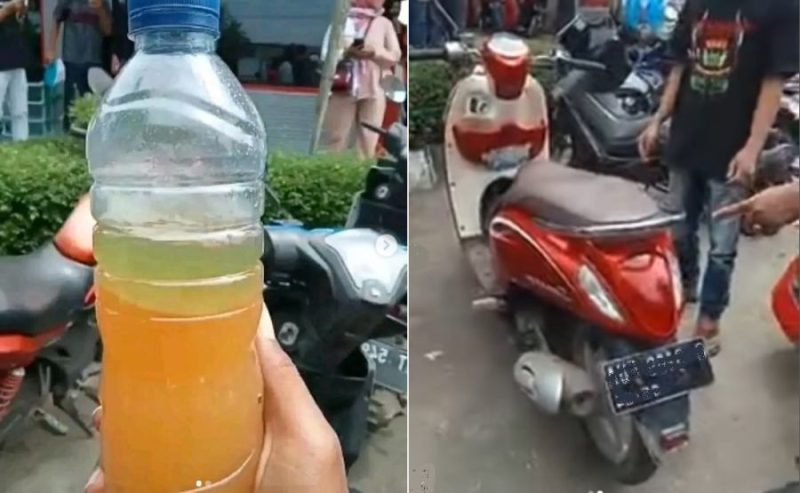 Foto : warga menunjukan air bercampur dengan bensin saat di ambil dari motor usai mengisi di SPBU depan stasiun Bekasi 