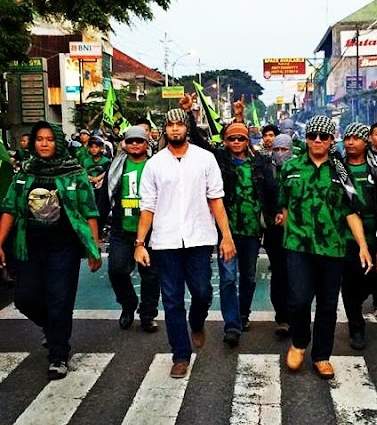 Foto Wawan-Peristiwaterkini; Muhammad Fuad Andreago menentang keras peredaran miras di Yogyakarta dan berada paling depan melawan miras di Yogyakarta