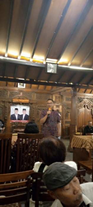 Foto Wawan-Peristiwaterkini; Hasto Wardoyo saat Ramah Tamah dengan Umat Katolik di Joglo Resto