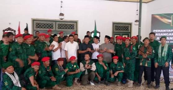 Foto Wawan-Peristiwaterkini; Singgih Raharjo bersama Satgas PPP Kota Jogja