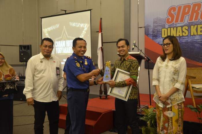 Foto Wawan-Peristiwaterkini; Carani Hotel Menjadi Terbaik I dalam SIPROTEK AWARD 2024