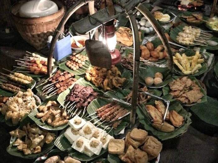 HIK / Angkringan Pikul