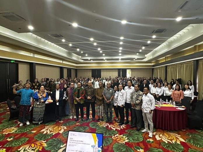 Foto: Para General Manager Hotel di Yogyakarta yang tergabung dalam Indonesian Hotel General Manager Association (IHGMA) DPD DIY berkumpul di Crystal Lotus Hotel, Kamis (12/12/2024) dalam acara 2025 Tourism Outlook.