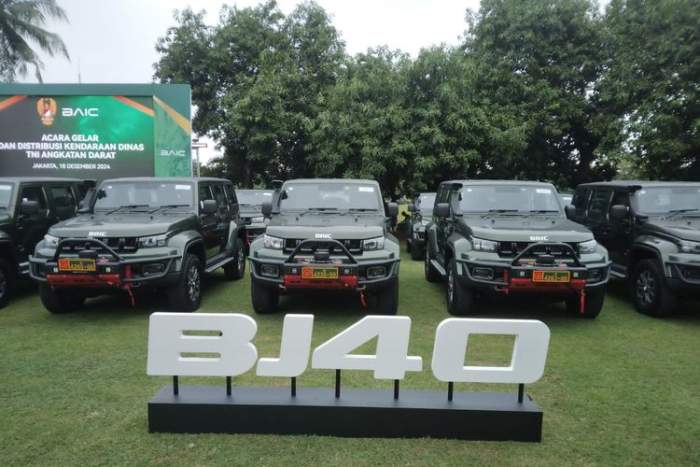 Foto Wawan-Peristiwaterkini; SUV BJ40 resmi menjadi kendaraan Dinas TNI AD
