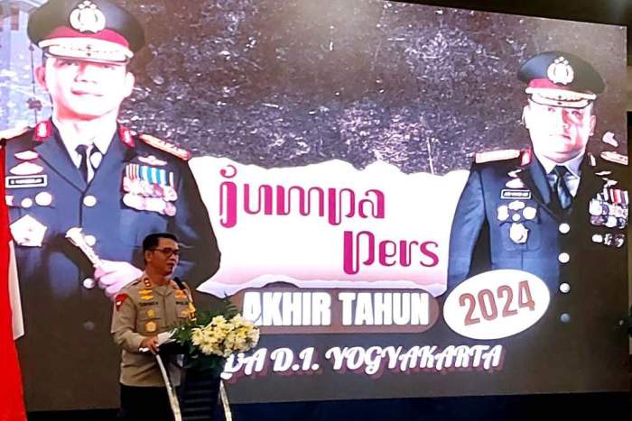 Foto Wawan-Peristiwaterkini:
Kapolda DIY, Irjen Pol Suwondo Nainggolan dalam kegiatan jumpa pers akhir tahun Polda DIY 2024 pada Senin (30/12/2024).