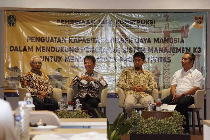 kegiatan Pembinaan Jasa Konstruksi dalam Mendukung Penerapan SMK3 yang digelar di 101 Style, Rabu (12/2/2025).