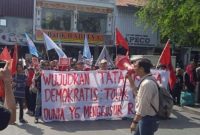 foto : Pedagang eks Teras Malioboro 2 menggelar demonstrasi