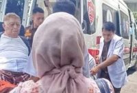 foto : Haji Alim penuhi panggilan di kejati palembang