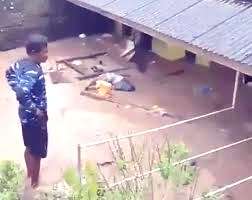 foto : peristiwa banjir bandang terjang pemukiman warga
