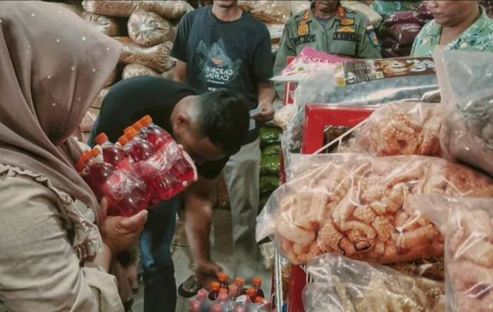 foto: pemda OKU sidak makanan di beberapa toko yang ada di Kota Baturaja