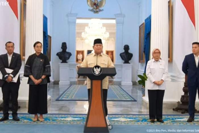 foto : Presiden Prabowo Subianto sampaikan pencairan THR dan Gaji Ke-13
