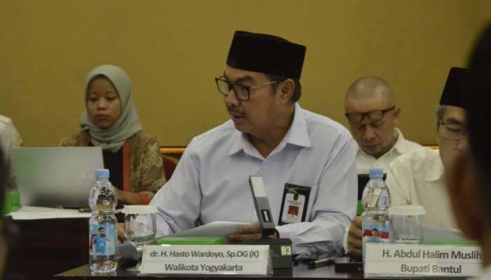 Foto : Wali Kota Yogyakarta Hasto Wardoyo saat menyampaikan pendapat dan usulan dalam Rapat Reses anggota DPD RI DIY