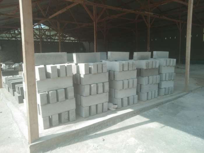 foto: Bata Ringan Baturaden di produksi di kabupaten OKU