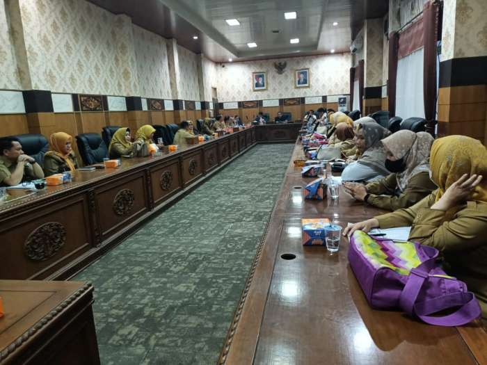 foto: Forum PPPK menemui anggota DPRD oku Terkait Kecurangan 