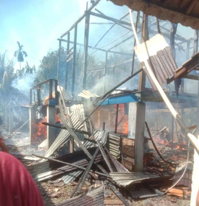 foto: salah satu rumah kebakaran di kabupaten oku selatan