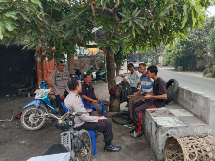 foto : kegiatan jumat curhat